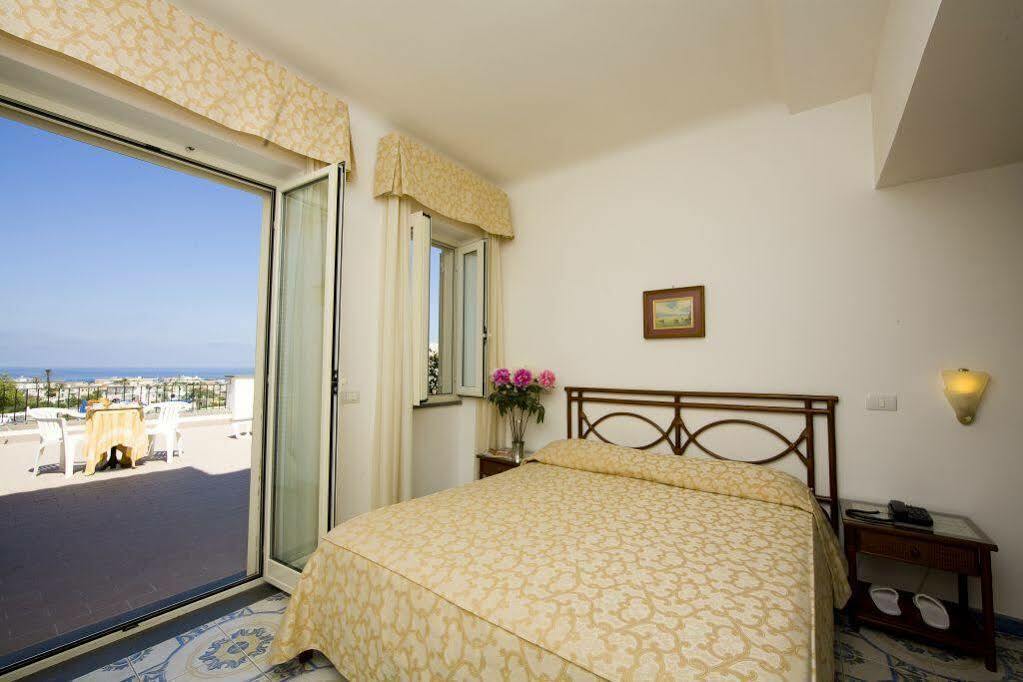 Casthotels Tramonto D'Oro Terme Forio (Isola d'Ischia) Exterior foto